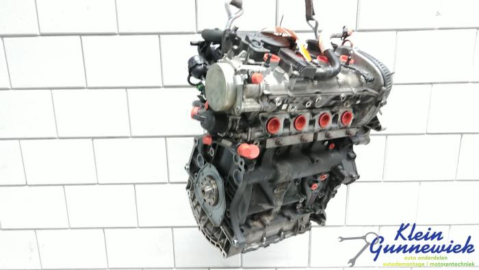 Engine Volkswagen Golf - 06J100033R CBFA