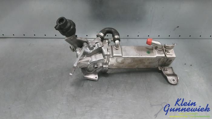 Usagé Refroidisseur RGE Mercedes C-Klasse Prix € 75,00 Règlement à la marge proposé par Klein Gunnewiek Autodemontage & Motorentechniek