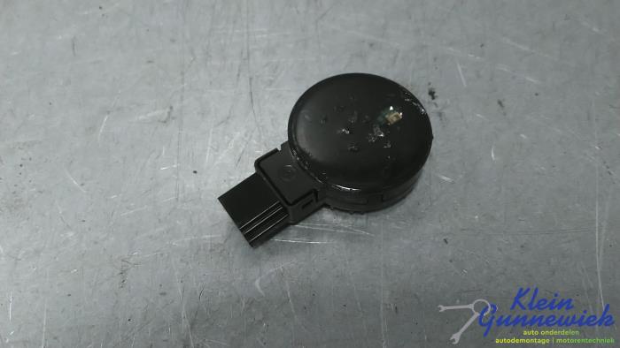 Begagnade Regnsensor Ford B-Max Pris € 30,00 Marginaltabell erbjuds av Klein Gunnewiek Autodemontage & Motorentechniek