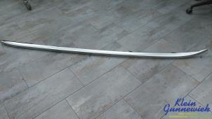 Used Roof rail, left Kia Sorento Price € 75,00 Margin scheme offered by Klein Gunnewiek Autodemontage & Motorentechniek