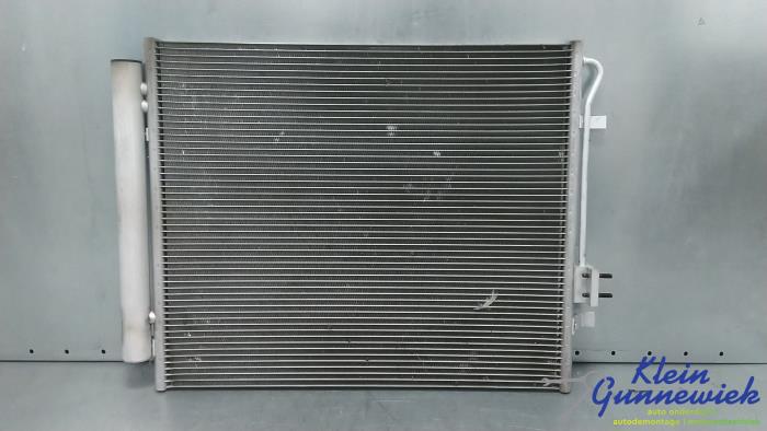 Usagé Condenseur de climatisation Kia Sorento Prix € 295,00 Règlement à la marge proposé par Klein Gunnewiek Autodemontage & Motorentechniek