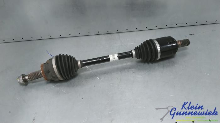 Gebrauchte Antriebswelle links vorne Kia Sorento Preis € 375,00 Margenregelung angeboten von Klein Gunnewiek Autodemontage & Motorentechniek