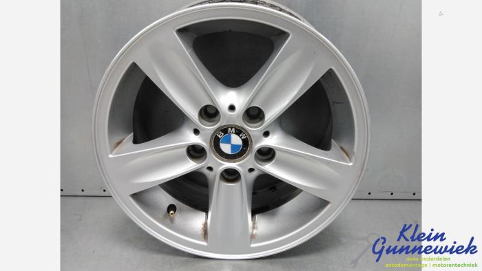 Używane Obrecz BMW 1-Serie Cena € 52,00 Procedura marży oferowane przez Klein Gunnewiek Autodemontage & Motorentechniek