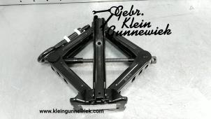 Usados Juego de herramientas Ford Focus Precio € 45,00 Norma de margen ofrecido por Klein Gunnewiek Autodemontage & Motorentechniek