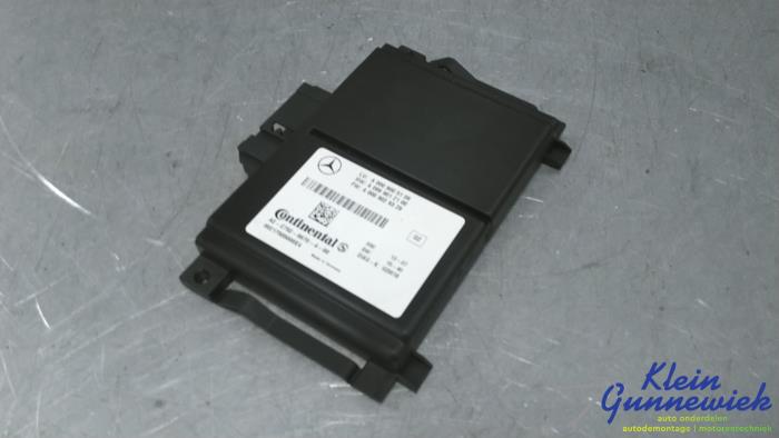Usagé Ordinateur divers Mercedes C-Klasse Prix € 201,00 Règlement à la marge proposé par Klein Gunnewiek Autodemontage & Motorentechniek