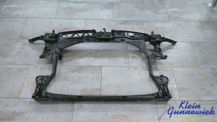 Begagnade Front Audi A6 Pris € 108,00 Marginaltabell erbjuds av Klein Gunnewiek Autodemontage & Motorentechniek