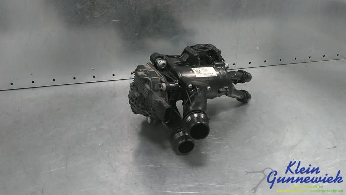 Usagé Boîtier thermostat Audi A6 Prix € 126,00 Règlement à la marge proposé par Klein Gunnewiek Autodemontage & Motorentechniek