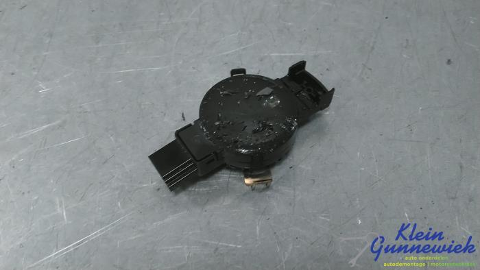 Begagnade Regnsensor Opel Astra Pris € 28,00 Marginaltabell erbjuds av Klein Gunnewiek Autodemontage & Motorentechniek