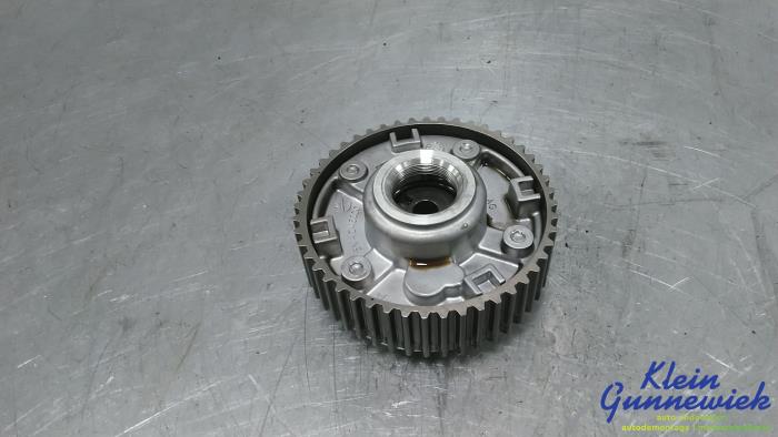 Begagnade Kamaxeldrev Volkswagen Polo Pris € 99,00 Marginaltabell erbjuds av Klein Gunnewiek Autodemontage & Motorentechniek