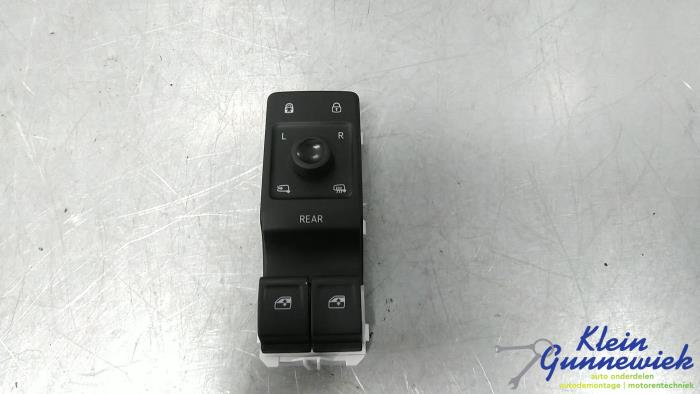 Usados Interruptor combinado de ventanillas Volkswagen ID.5 Precio € 44,00 Norma de margen ofrecido por Klein Gunnewiek Autodemontage & Motorentechniek
