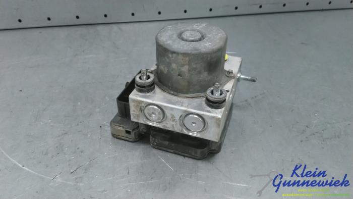 Begagnade ABS-pump Ford Transit Pris € 302,00 Marginaltabell erbjuds av Klein Gunnewiek Autodemontage & Motorentechniek