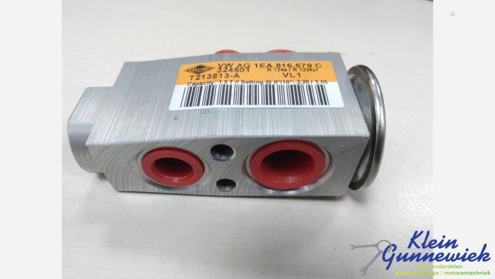 Usagé Valve d'expansion clim Volkswagen ID.3 Prix € 25,00 Règlement à la marge proposé par Klein Gunnewiek Autodemontage & Motorentechniek