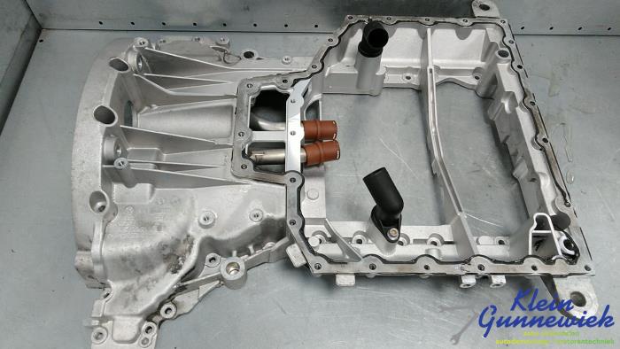 Gebrauchte Ölwanne Volkswagen Touareg Preis € 20,00 Margenregelung angeboten von Klein Gunnewiek Autodemontage & Motorentechniek