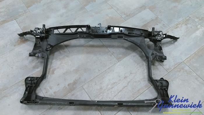 Używane Panel przedni Audi A6 Cena € 108,00 Procedura marży oferowane przez Klein Gunnewiek Autodemontage & Motorentechniek