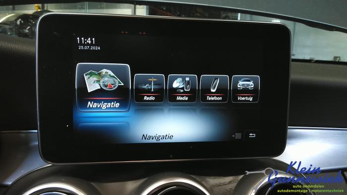 Begagnade Innerdisplay Mercedes C-Klasse Pris € 177,00 Marginaltabell erbjuds av Klein Gunnewiek Autodemontage & Motorentechniek