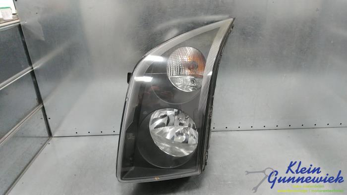 Używane Reflektor lewy Volkswagen Crafter Cena € 125,00 Procedura marży oferowane przez Klein Gunnewiek Autodemontage & Motorentechniek