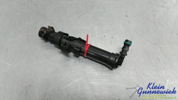Używane Spryskiwacz reflektorów Audi Q5 Cena € 25,00 Procedura marży oferowane przez Klein Gunnewiek Autodemontage & Motorentechniek