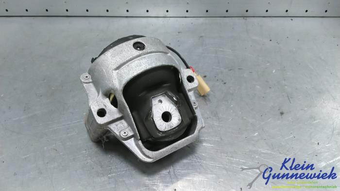 Used Engine mount Audi Q5 Price € 58,00 Margin scheme offered by Klein Gunnewiek Autodemontage & Motorentechniek
