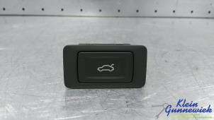 Begagnade Brytare Audi Q5 Pris € 25,00 Marginaltabell erbjuds av Klein Gunnewiek Autodemontage & Motorentechniek