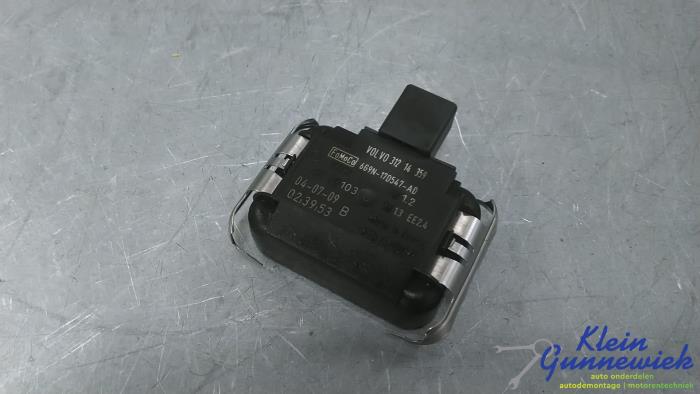 Begagnade Regnsensor Ford Galaxy Pris € 25,00 Marginaltabell erbjuds av Klein Gunnewiek Autodemontage & Motorentechniek