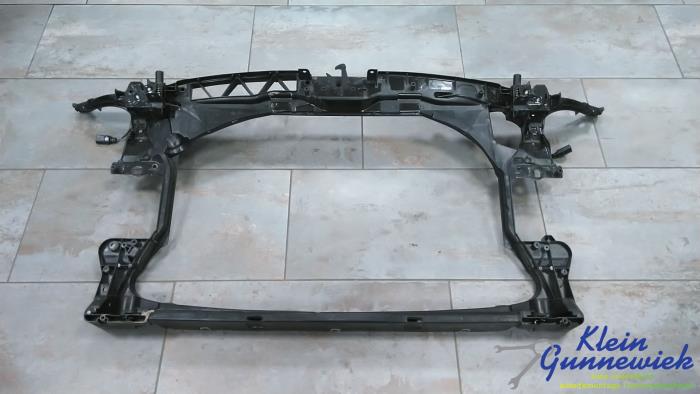 Używane Panel przedni Audi A6 Cena € 108,00 Procedura marży oferowane przez Klein Gunnewiek Autodemontage & Motorentechniek