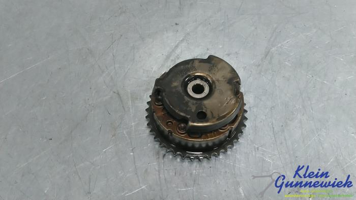 Begagnade Kamaxeldrev BMW 1-Serie Pris € 50,00 Marginaltabell erbjuds av Klein Gunnewiek Autodemontage & Motorentechniek