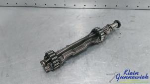 Used Balance shaft Mercedes E-Klasse Price € 75,00 Margin scheme offered by Klein Gunnewiek Autodemontage & Motorentechniek