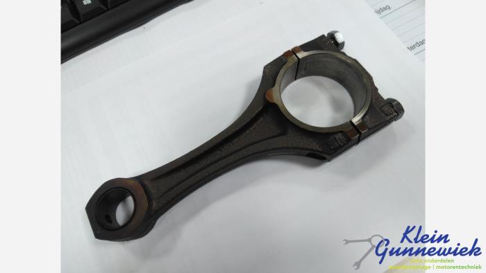 Używane Korbowód Opel Astra Cena € 32,00 Procedura marży oferowane przez Klein Gunnewiek Autodemontage & Motorentechniek