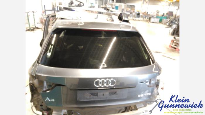 Używane Tylna klapa Audi A4 Cena € 333,00 Procedura marży oferowane przez Klein Gunnewiek Autodemontage & Motorentechniek