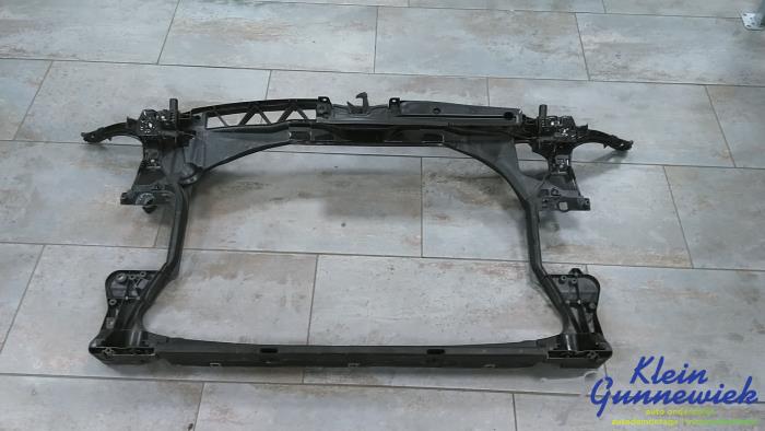Używane Panel przedni Audi A6 Cena € 108,00 Procedura marży oferowane przez Klein Gunnewiek Autodemontage & Motorentechniek