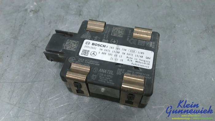 Begagnade Farthållarsensor Mercedes A-Klasse Pris € 225,00 Marginaltabell erbjuds av Klein Gunnewiek Autodemontage & Motorentechniek