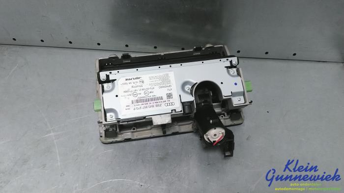 Begagnade Innerdisplay Audi S3 Pris € 127,00 Marginaltabell erbjuds av Klein Gunnewiek Autodemontage & Motorentechniek