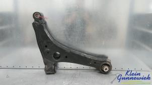 Gebrauchte Querlenker unten rechts vorne Mercedes Sprinter Preis € 125,00 Margenregelung angeboten von Klein Gunnewiek Autodemontage & Motorentechniek