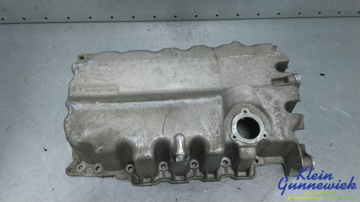 Usagé Couvercle carter Volkswagen Golf Sportsvan Prix € 60,00 Règlement à la marge proposé par Klein Gunnewiek Autodemontage & Motorentechniek