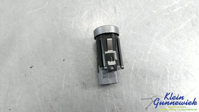 Używane Przelacznik Start/Stop Volkswagen ID.3 Cena € 25,00 Procedura marży oferowane przez Klein Gunnewiek Autodemontage & Motorentechniek