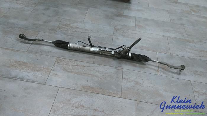 Begagnade Styrbox Opel Vivaro Pris € 95,00 Marginaltabell erbjuds av Klein Gunnewiek Autodemontage & Motorentechniek