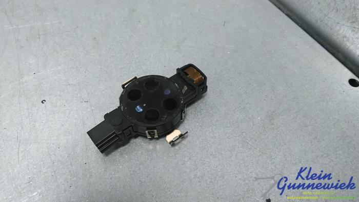 Begagnade Regnsensor Volkswagen ID.4 Pris € 46,00 Marginaltabell erbjuds av Klein Gunnewiek Autodemontage & Motorentechniek