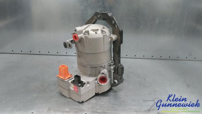 Used Air conditioning pump Volkswagen ID.4 Price € 185,00 Margin scheme offered by Klein Gunnewiek Autodemontage & Motorentechniek