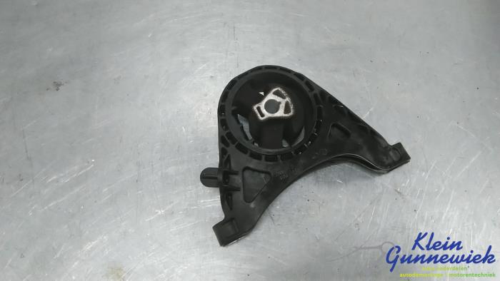 Usagé Support moteur Opel Insignia Prix € 16,00 Règlement à la marge proposé par Klein Gunnewiek Autodemontage & Motorentechniek