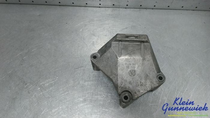 Used Engine mount Opel Meriva Price € 20,00 Margin scheme offered by Klein Gunnewiek Autodemontage & Motorentechniek