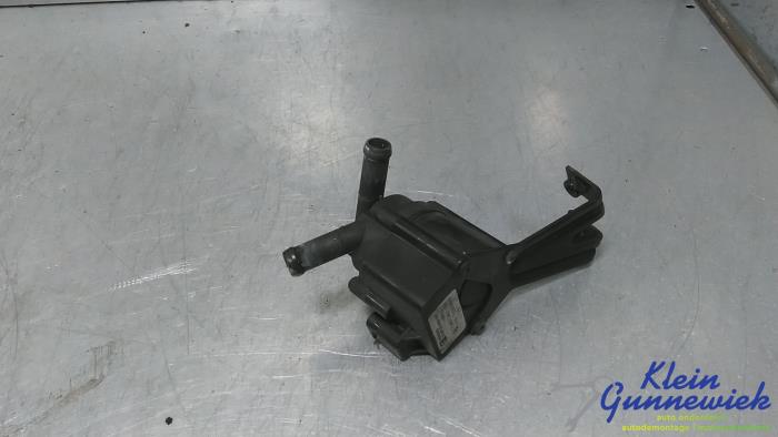 Begagnade Vattenpump BMW 5-Serie Pris € 31,00 Marginaltabell erbjuds av Klein Gunnewiek Autodemontage & Motorentechniek