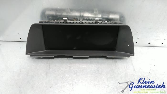 Begagnade Innerdisplay BMW 5-Serie Pris € 337,00 Marginaltabell erbjuds av Klein Gunnewiek Autodemontage & Motorentechniek