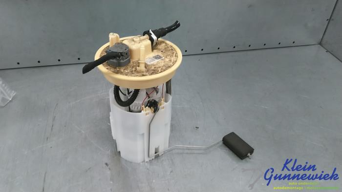 Usagé Pompe à carburant Ford Focus Prix € 66,00 Règlement à la marge proposé par Klein Gunnewiek Autodemontage & Motorentechniek