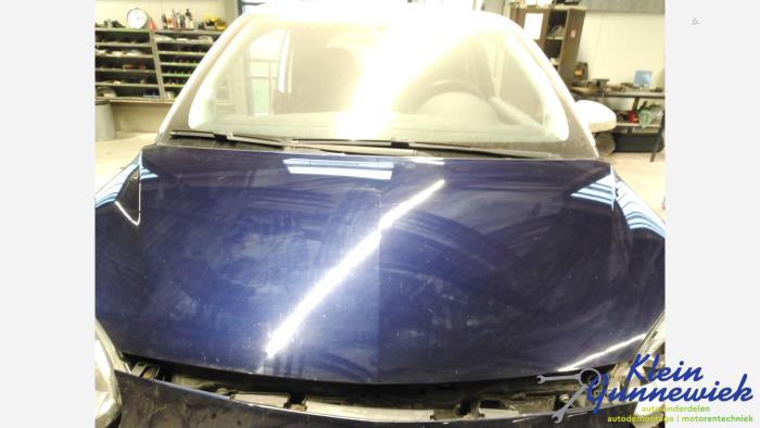 Używane Maska Opel Adam Cena € 326,00 Procedura marży oferowane przez Klein Gunnewiek Autodemontage & Motorentechniek