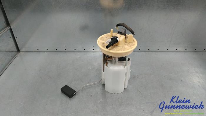 Usagé Pompe à carburant Ford Focus Prix € 66,00 Règlement à la marge proposé par Klein Gunnewiek Autodemontage & Motorentechniek