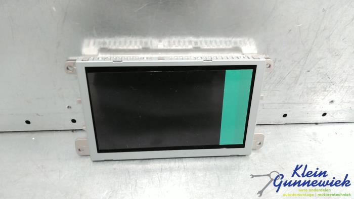 Begagnade Innerdisplay Audi Q5 Pris € 125,00 Marginaltabell erbjuds av Klein Gunnewiek Autodemontage & Motorentechniek