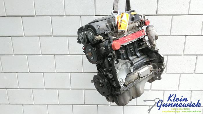 Engine from a Opel Adam 2013