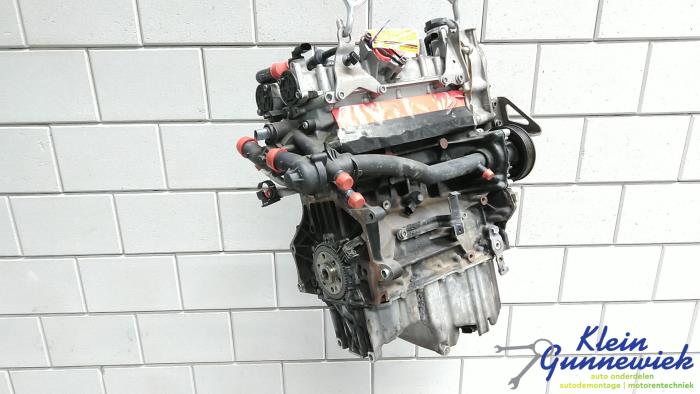 Engine from a Volkswagen Passat 2011