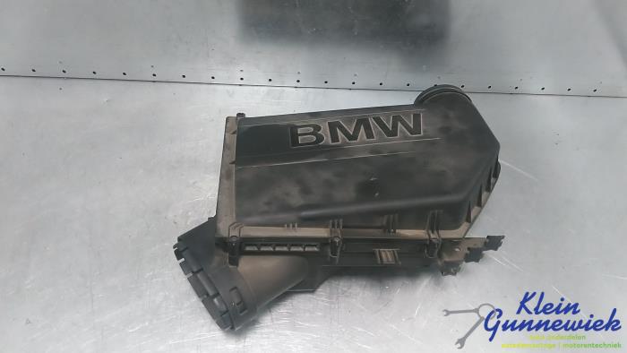 Gebrauchte Luftfiltergehäuse BMW 5-Serie Preis € 30,00 Margenregelung angeboten von Klein Gunnewiek Autodemontage & Motorentechniek