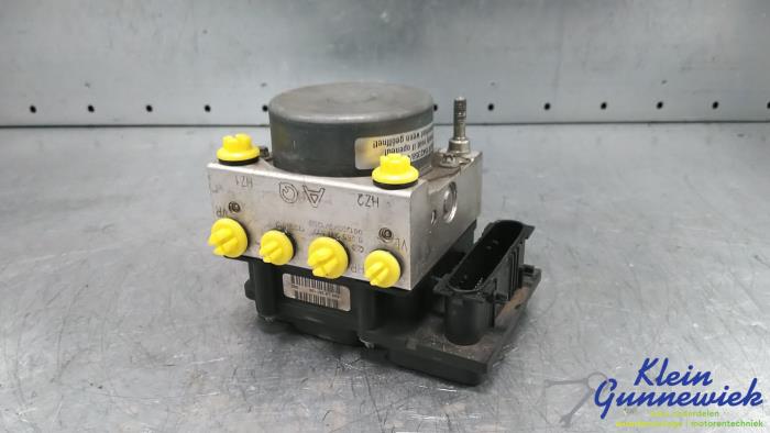 Begagnade ABS-pump Opel Corsa Pris € 249,00 Marginaltabell erbjuds av Klein Gunnewiek Autodemontage & Motorentechniek
